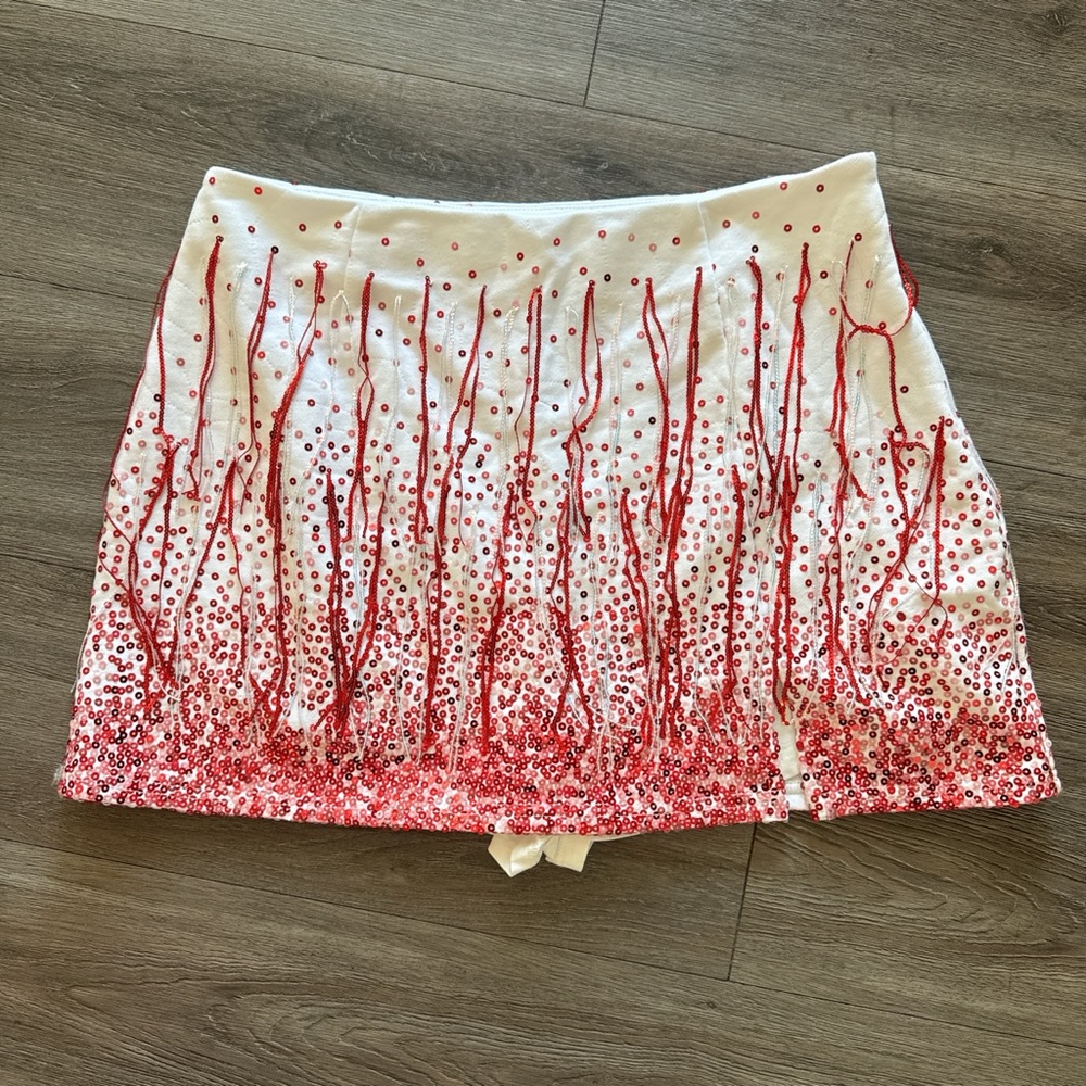 QUEEN OF SPARKLES White and Crimson Sequin Fringe Skort